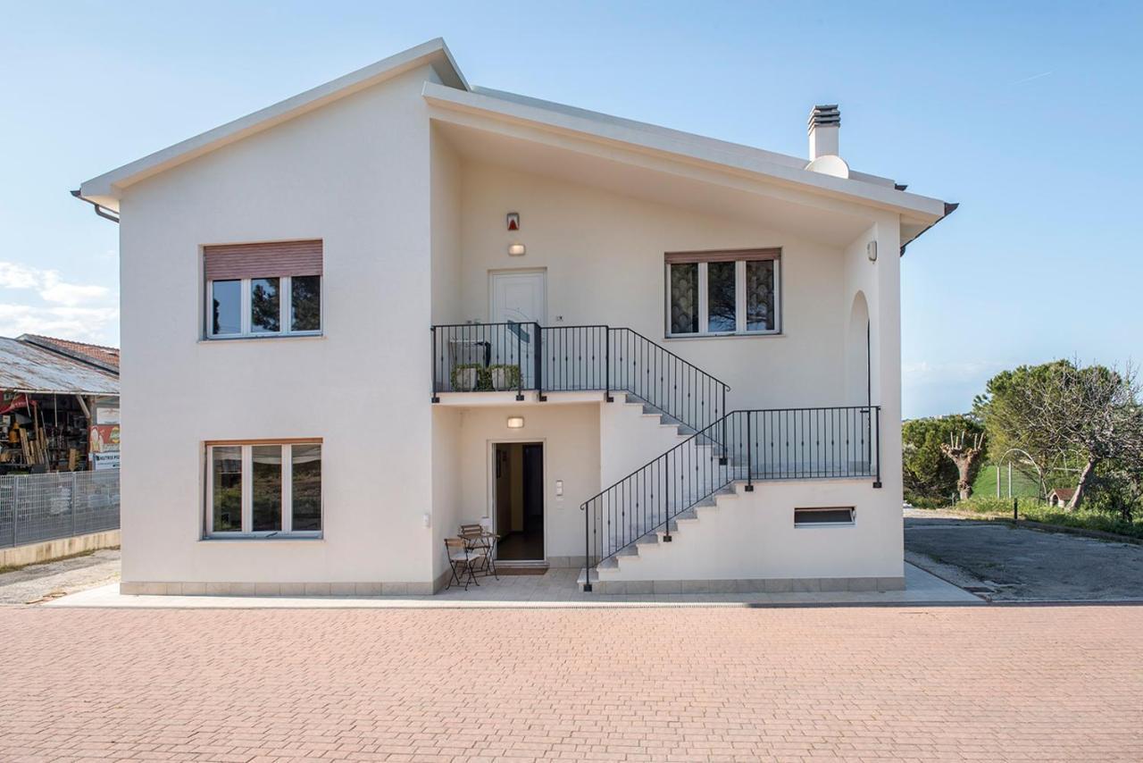 A11 - Varano, Delizioso Trilocale Con Giardino Ancona Exteriér fotografie