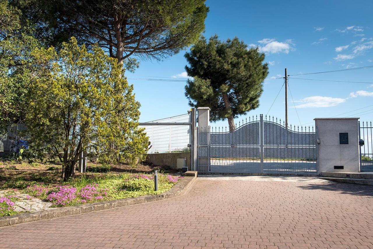A11 - Varano, Delizioso Trilocale Con Giardino Ancona Exteriér fotografie